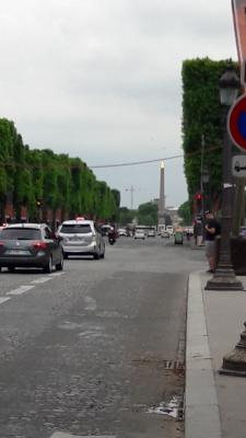 die br&uuml;hmteste Stra&szlig;e von Frankreich in die andere Richtung